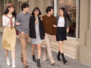Cac-hang-thoi-trang-Viet-dang-la-xu-huong-gioi-tre-yeu-thich
